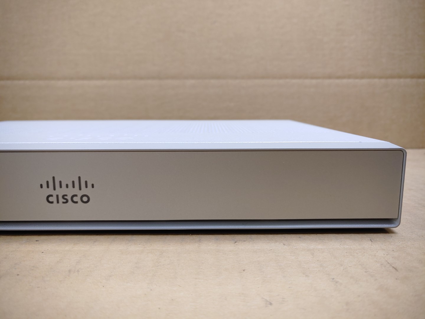 Cisco ISR 1100 Series C1111-4P V01 Services Integrated Router ✔✔ **NO A/C** - Image 3