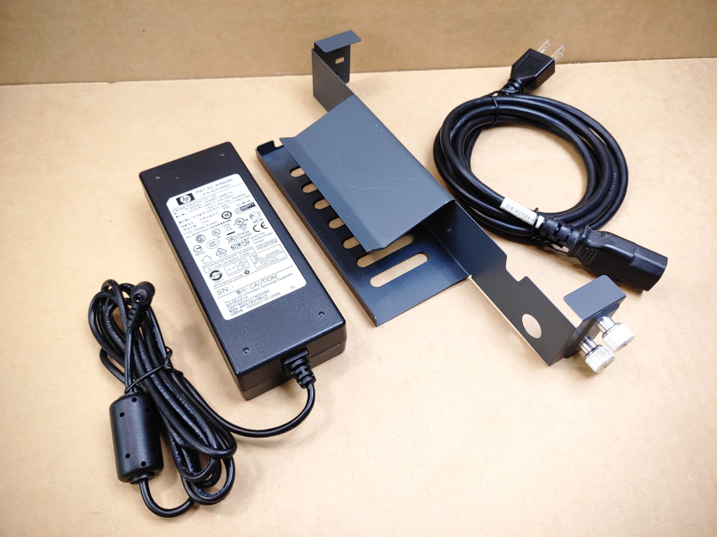 HP ProCurve 2615-8 PoE Switch J9565A w/ PSU + Shelf Bundle ✔✔✔ - Image 4