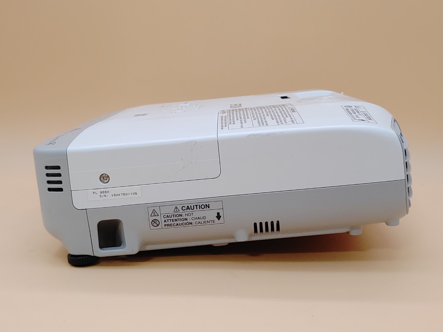 Epson PowerLite 965H H682A XGA 3LCD HDMI 3,500 ANSI Lumen Projector (2708 HOURS) - Image 4