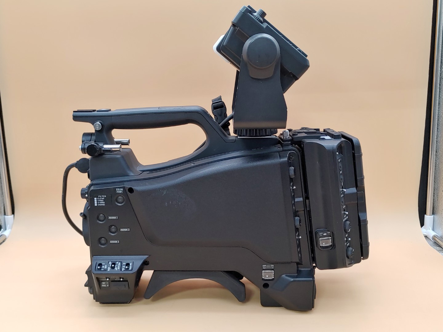 Sony HXC-D70 Studio HD Camcorder w/ DXF-C50WA + CA-FB70 ✔✔✔ **NO LENS OR BATT** - Image 4