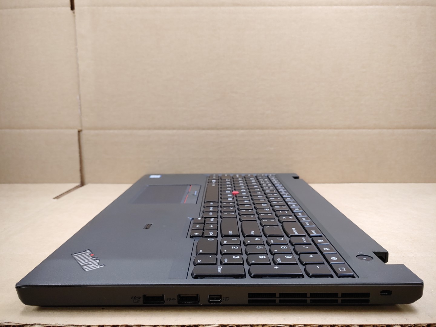 Lenovo ThinkPad T560 15.6" Intel i5-6300U✔8GB RAM✔ **NO HDD/NO AC** **READ** - Image 4