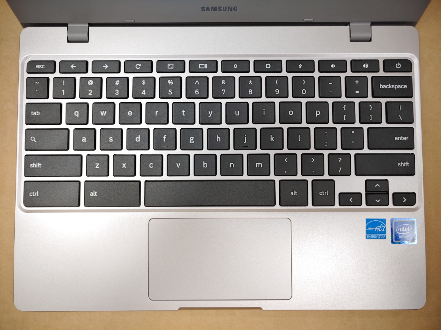 Samsung Chromebook 4 11.6" Intel Celeron N4020✔4GB✔32GB eMMC✔ChromeOS✔**NO A/C** - Image 4