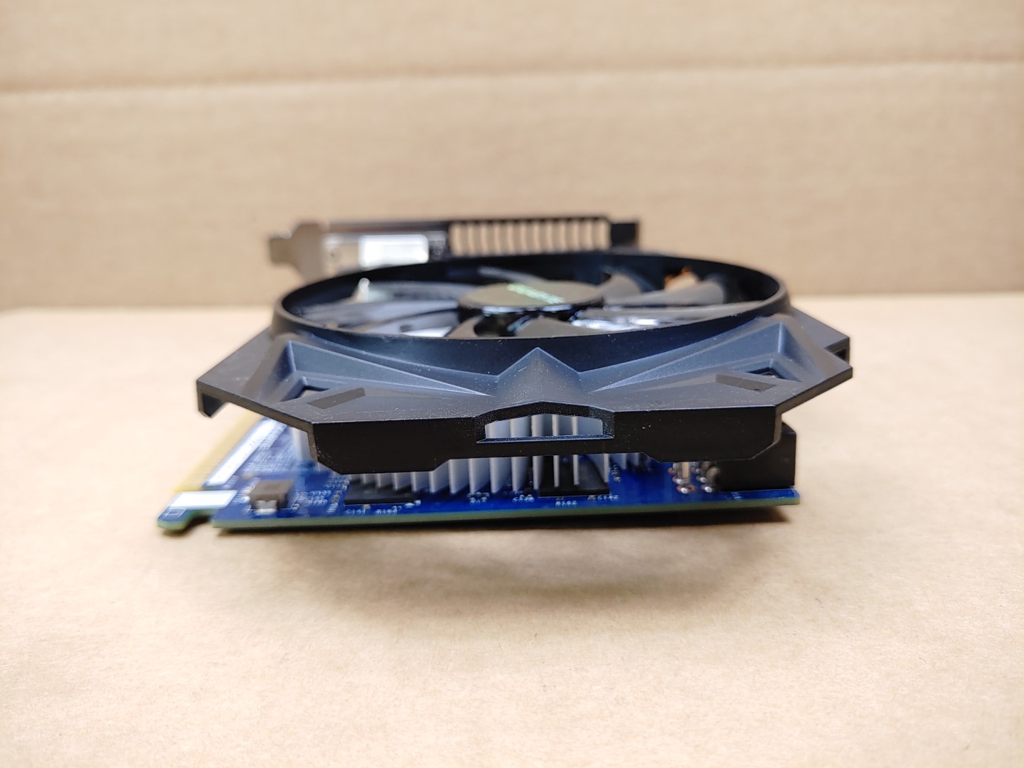 Gigabyte NVIDIA GeForce GTX 750 2GB GV-N750OC-2GI DDR5 Graphics Card ✔✔✔ - Image 7