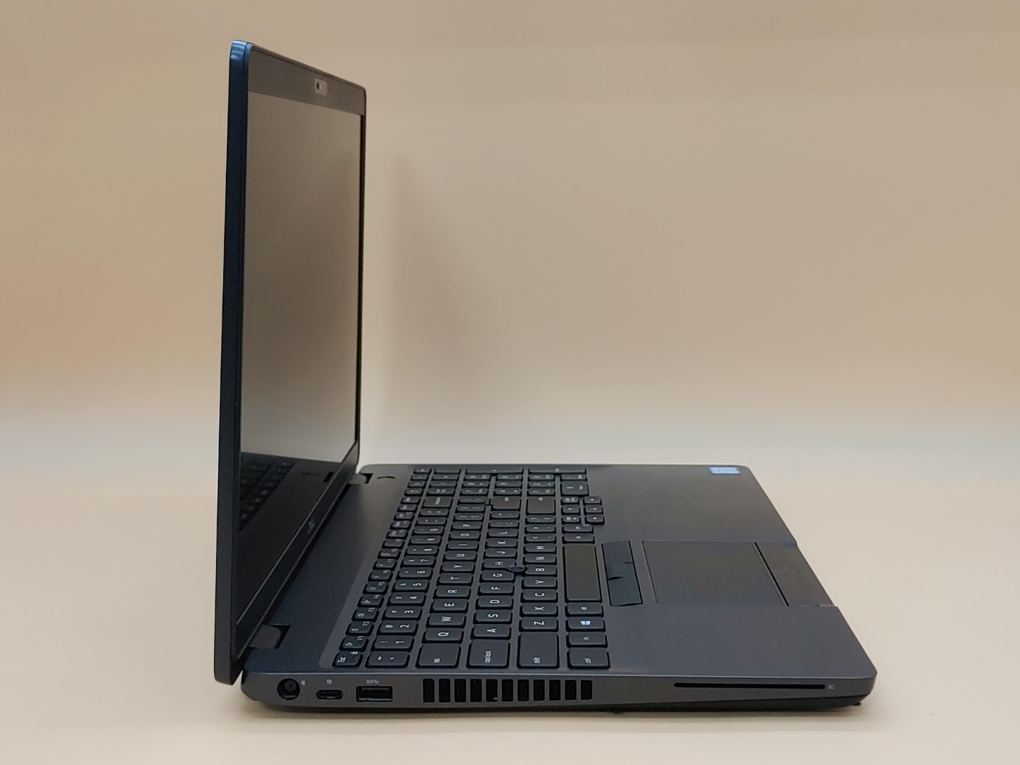 Dell Latitude 5500 15.6" Intel i5-8365U✔ *NO SSD/NO RAM/NO BATT/NO AC* *READ* - Image 2