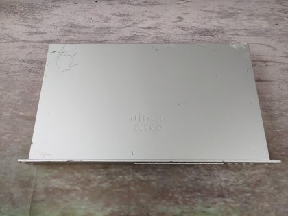 *UNCLAIMED* Cisco Meraki MS220-24p 24-Port PoE Switch (MS220-24P-HW) - Image 2