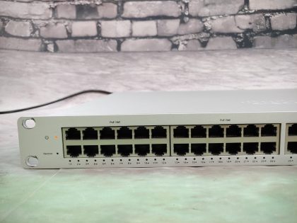 Cisco Meraki MS220-48LP-HW 48-Port PoE Cloud Managed Network Switch *UNCLAIMED* - Image 2