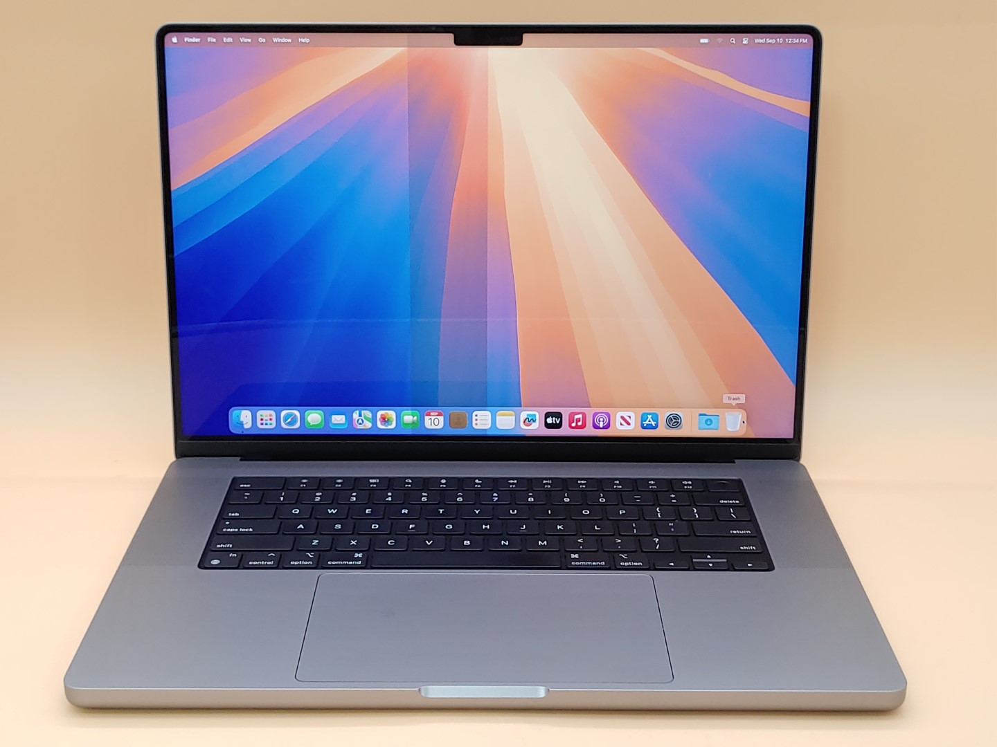 Apple MacBook Pro 16" 2021 M1 Pro✔16GB✔512GB✔Sequoia✔ *NO A/C* **BAR IN SCREEN**
