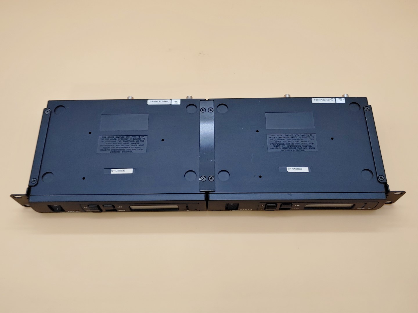 LOT of (2) SHURE ULXS4 Wireless Microphone Receivers 554-590 MHz-J1✔✔ **NO A/C** - Image 11