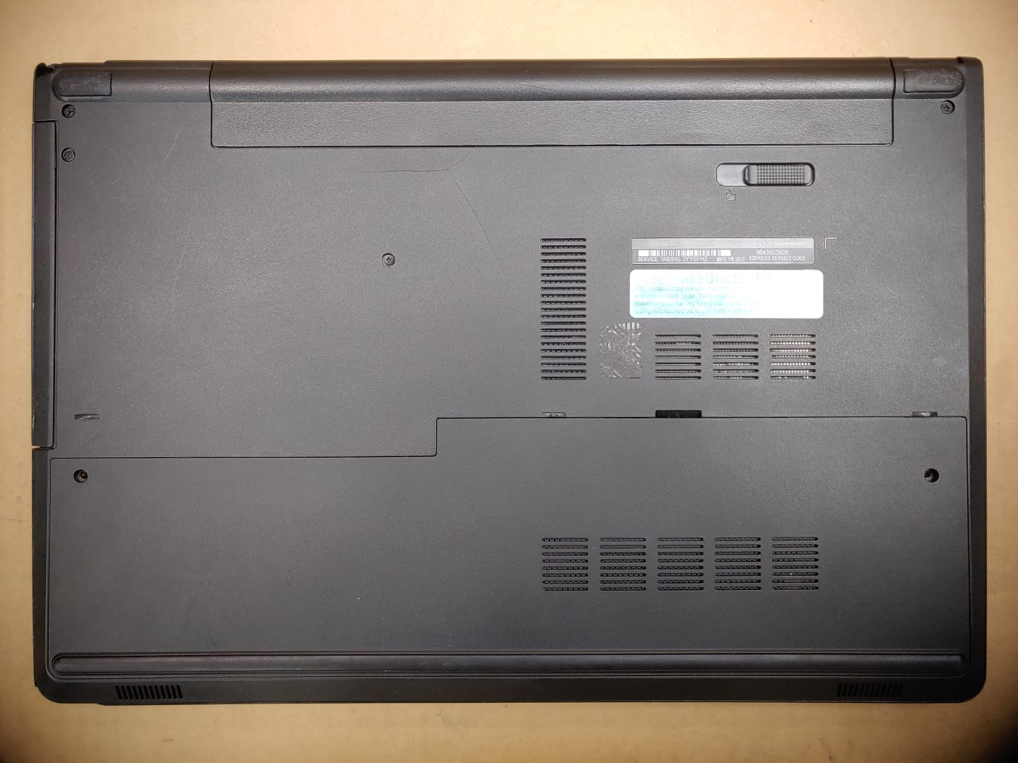 Dell Inspiron 15 5566 15.6" i7-7500U✔8GB✔ *NO HDD/NO AC* *POWERS ON SHUTS OFF* - Image 6