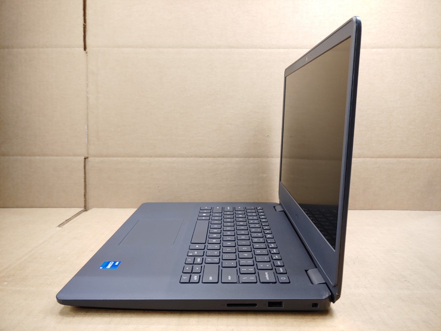 Dell Vostro 3400 14" Intel i5-1135G7✔8GB✔256GB SSD✔ **NO OS/NO AC** **READ** - Image 3