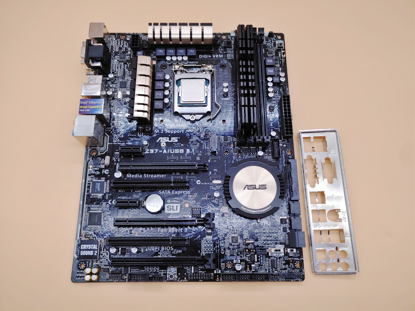 ASUS Z97-A / USB3.1 LGA1150 DDR3 ATX Mobo + 16GB + Intel i7-4790 CPU ✔✔ **READ**