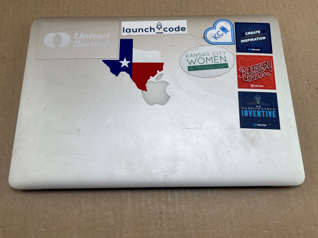 Apple Macbook Pro 15" (2014) Intel i7 2.5Ghz 16GB 512GB SSD (No AC, Bad Battery) - Image 7