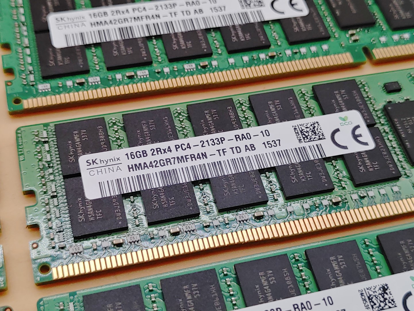 LOT of (20) SK Hynix 16GB PC4-2133P 2Rx4 RDIMM HMA42GR7MFR4N-TF Server RAM ✔✔✔✔ - Image 2
