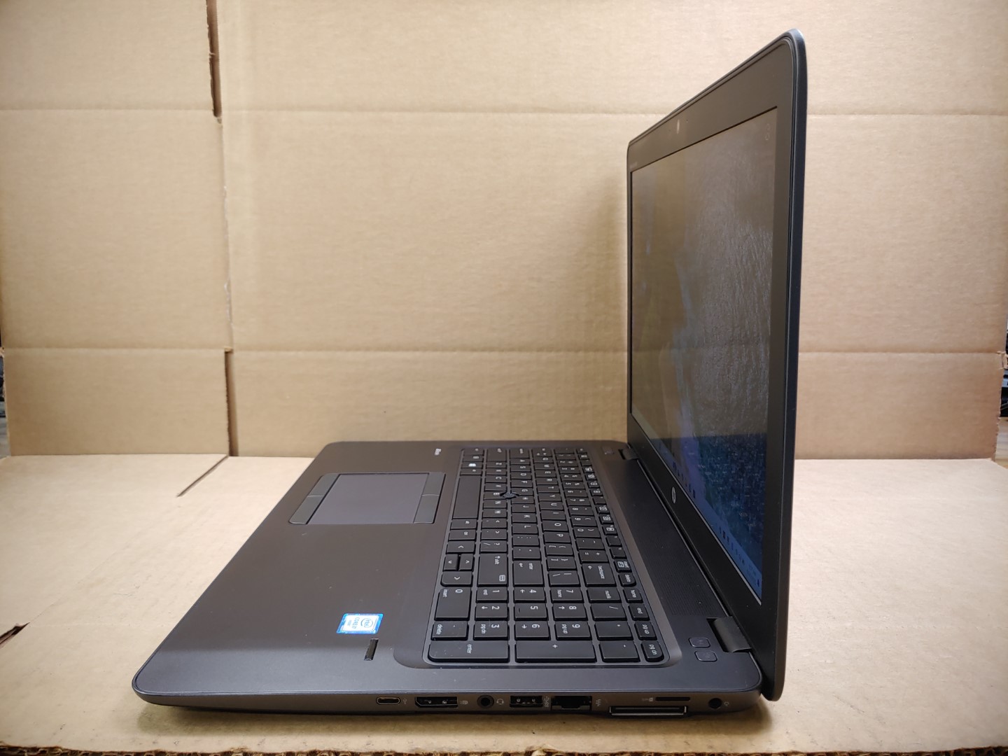 HP ZBook 15u G3 15.6" i7-6500U✔16GB✔512GB SSD✔AMD FirePro✔Win11Pro✔ **NO A/C** - Image 3