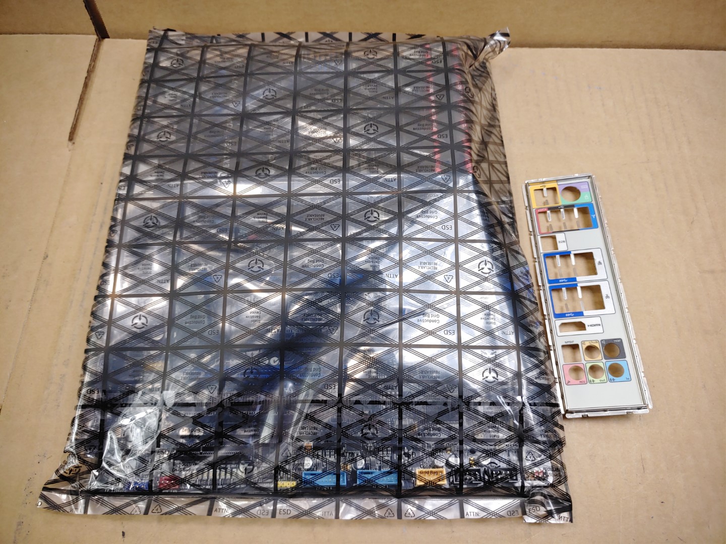 Intel DZ77GA-70K Extreme LGA 1155 ATX Motherboard w/ i7-2600K CPU + 16GB RAM ✔✔✔ - Image 11