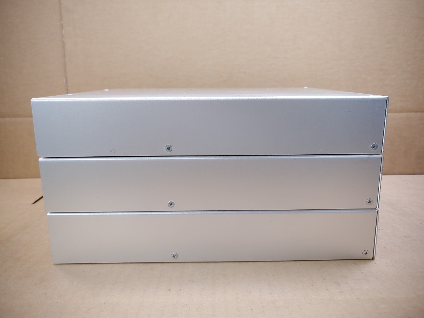 LOT of (3) Biamp AMP-A460H 4-Channel 60W Power Amplifier *UNTESTED/AS-IS* *READ* - Image 3