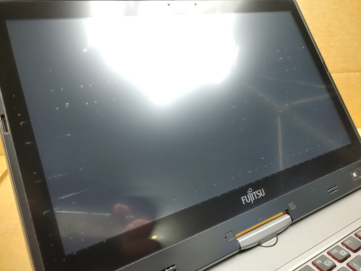 FUJITSU LIFEBOOK T726 12.5" Touch Intel i5-6200U✔8GB✔128GB✔ *NO OS/NO AC* *READ* - Image 10