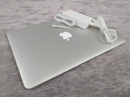 Apple MacBook Air 13" | A1369 (2011) Intel i7 1.8GHz 4GB 256GB FLASH MD226LL/A - Image 9