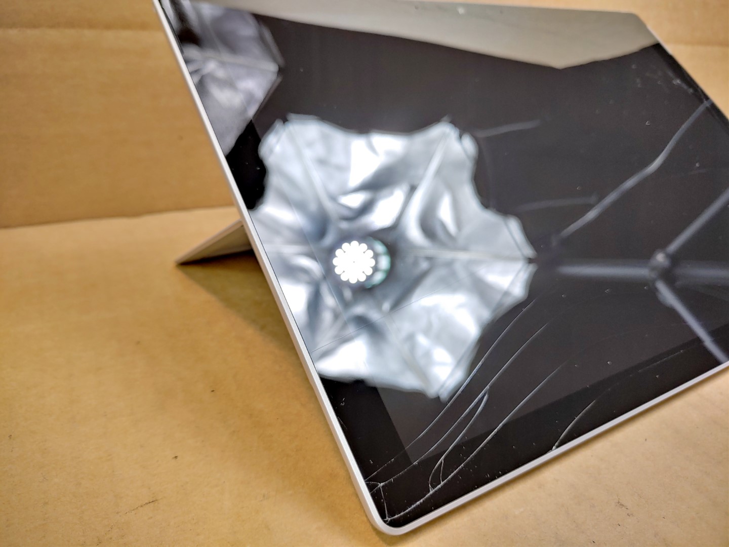 Microsoft Surface Pro 7 12.3" i5-1035G4✔8GB✔128GB✔Win11✔**NO AC**CRACKED GLASS** - Image 8