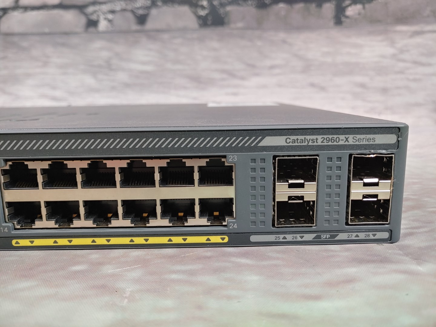 CISCO WS-C2960X-24TS-L V02 Catalyst 2960X 24-Port Switch w/ C2960X-STACK *READ* - Image 3