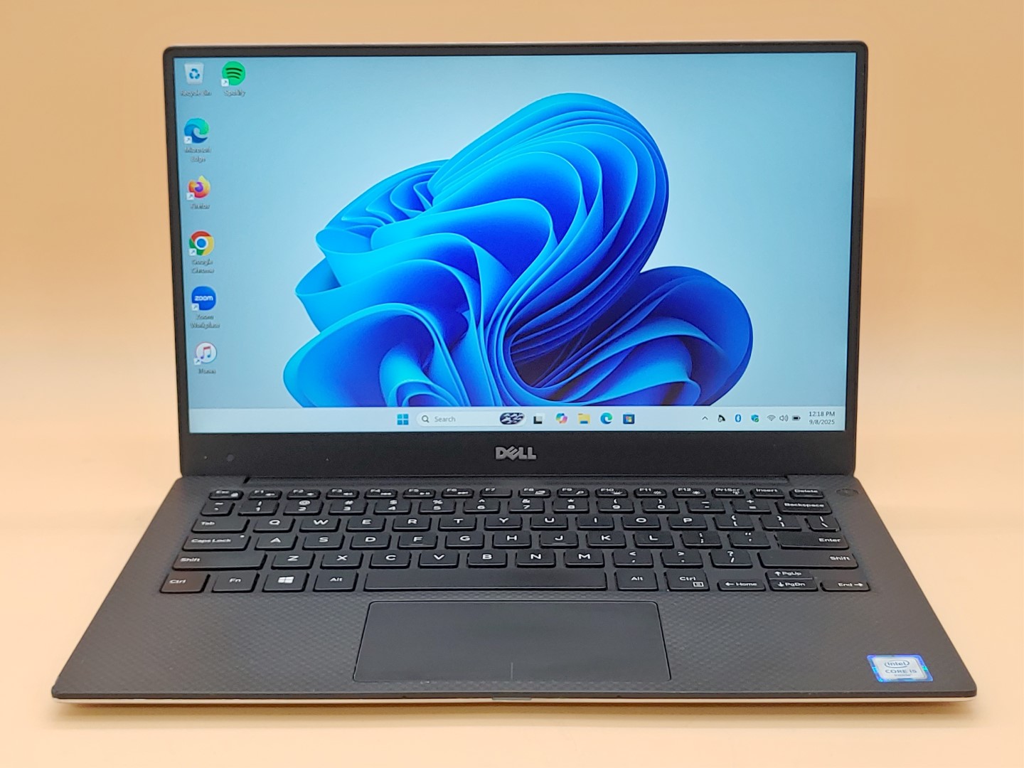 Dell XPS 13 9350 13.3" Intel i5-6200U✔4GB RAM✔128GB SSD✔Win11Home✔*NO A/C*READ**
