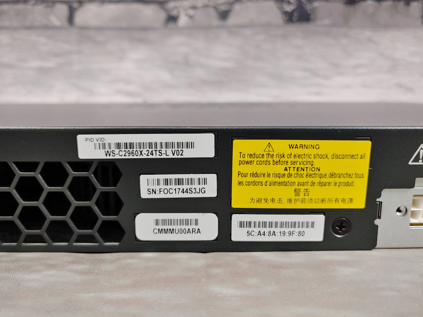 CISCO WS-C2960X-24TS-L V02 Catalyst 2960X 24-Port Switch w/ C2960X-STACK - Image 9