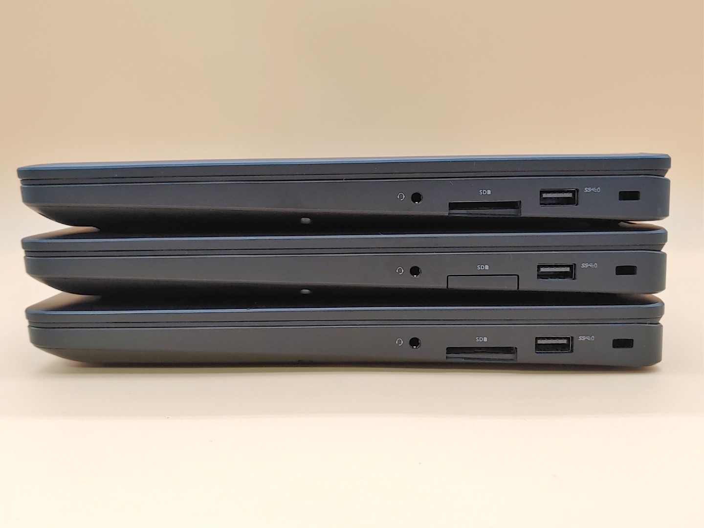 LOT of (3) Dell Latitude E5470 14" Intel i5-6300HQ✔8GB✔128GB SSD✔Win11✔ *NO A/C* - Image 6