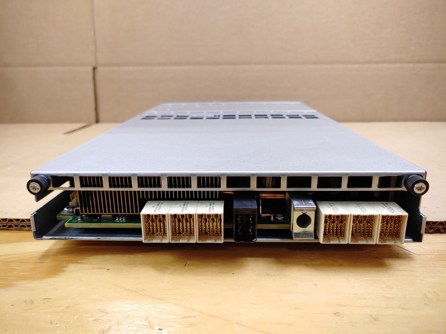 HP QR511-63001 HPE 3PAR STORESERV 7200c Controller Module (Rev:A1) ✔ 756817-001 - Image 9