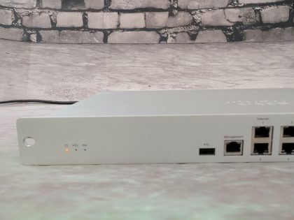 CISCO ‎Meraki (MX84-HW) Meraki Cloud Managed Security Appliance *UNCLAIMED* - Image 3
