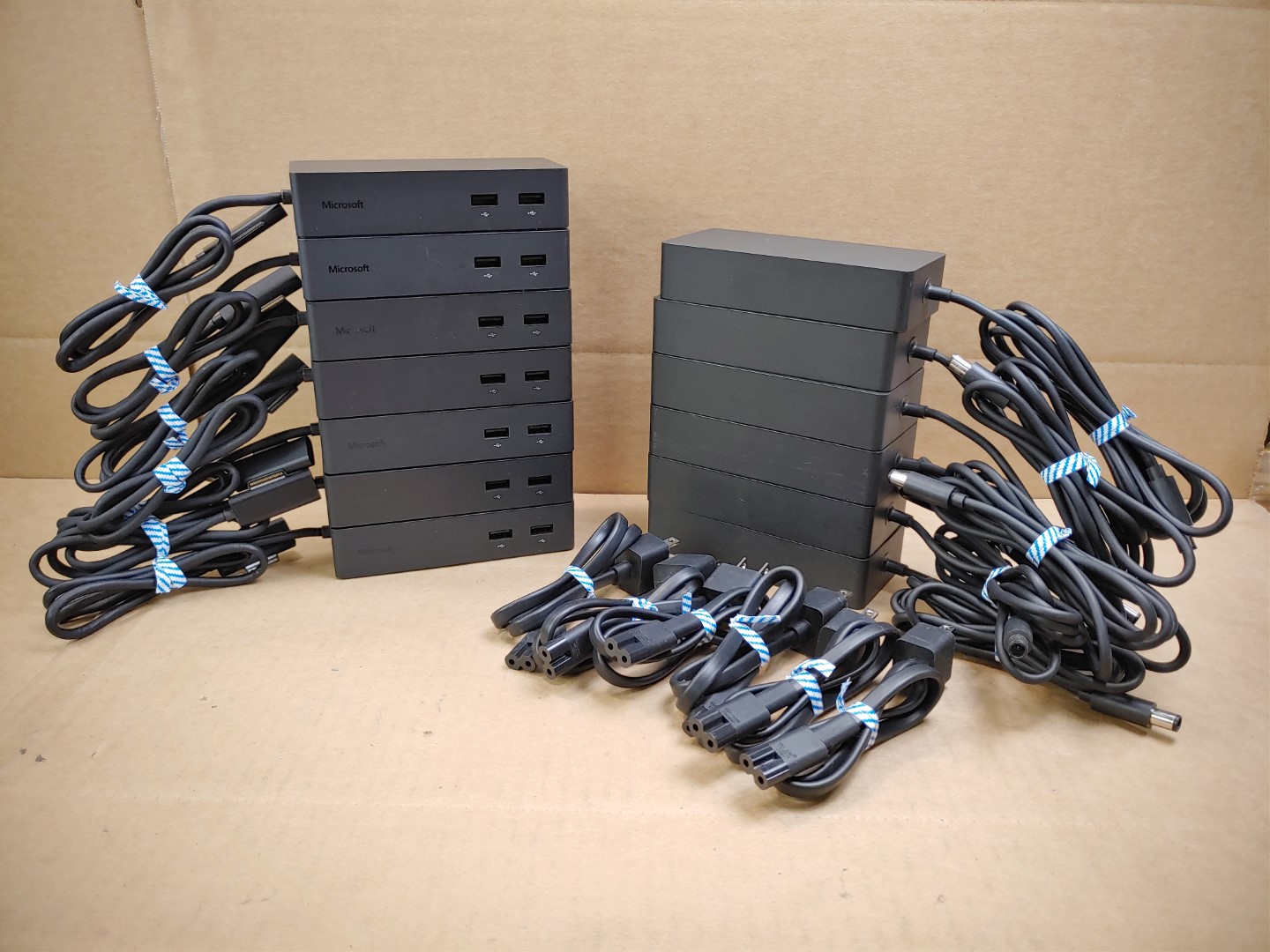 LOT of (7) Microsoft Surface Dock Model 1661 w/ x6 Microsoft 1749 AC Adapter ✔✔✔