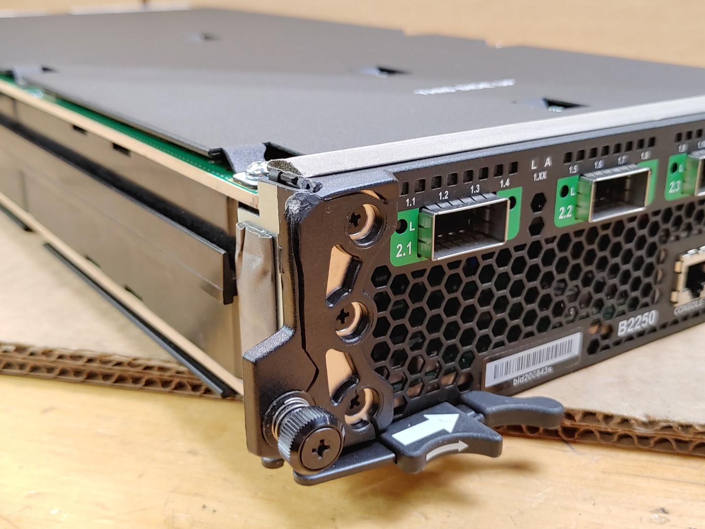 F5-VPR-LTM-B2250 F5 C2400 VIPRION Blade Local Traffic Manager(400-0039-03) *READ - Image 5