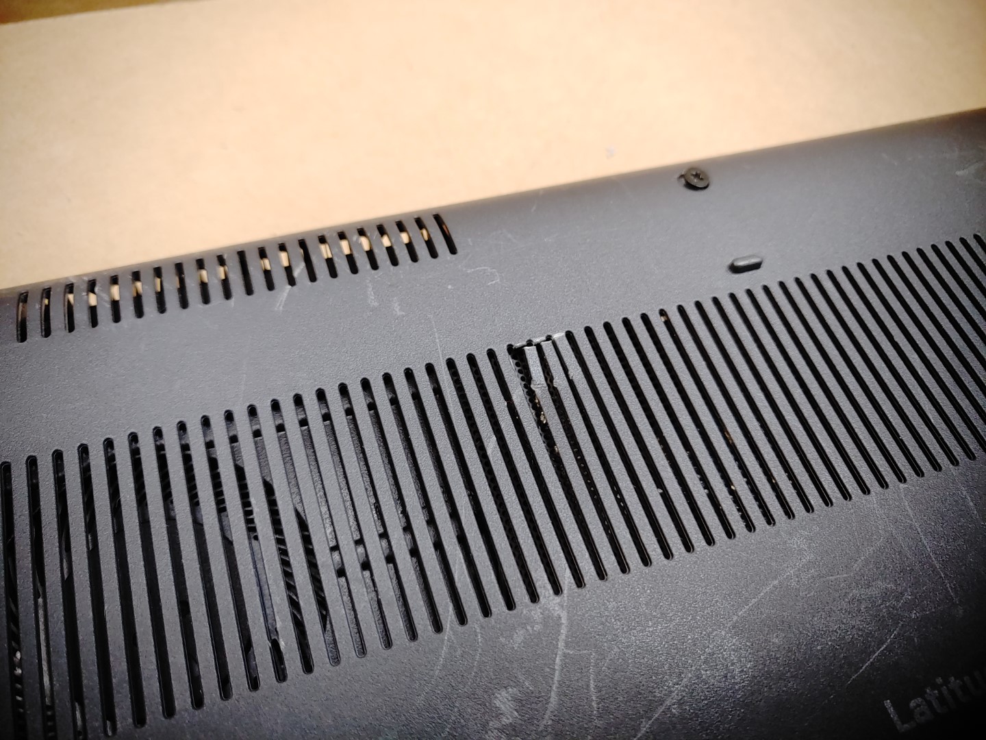 Dell Latitude 3410 14" Touch i3-10110U✔ ***NO RAM/NO SSD/NO AC* **READ** - Image 9