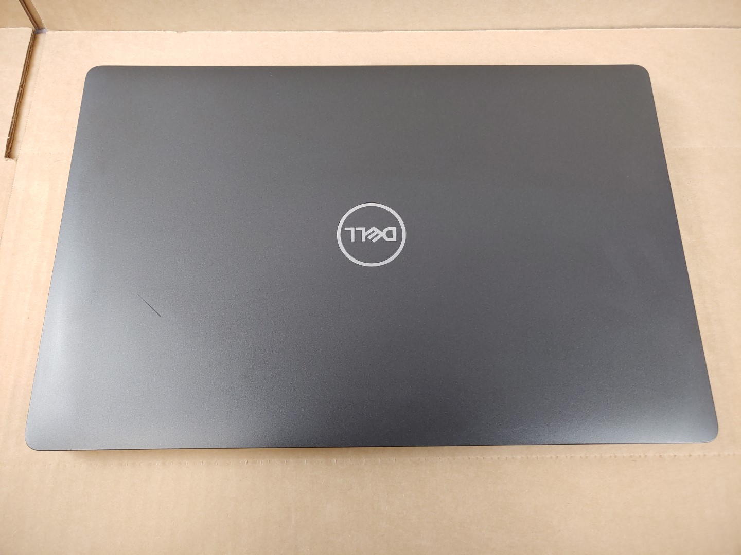 Dell Precision 3540 15.6" i7-8665U✔32GB✔256GB✔Win11Pro✔AMD WX2100✔ **NO A/C** - Image 5