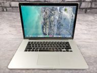 Apple MacBook Pro 15" Retina (2015) Intel i7 2.2GHz |16GB| 512GB MJLQ2LL/A *READ