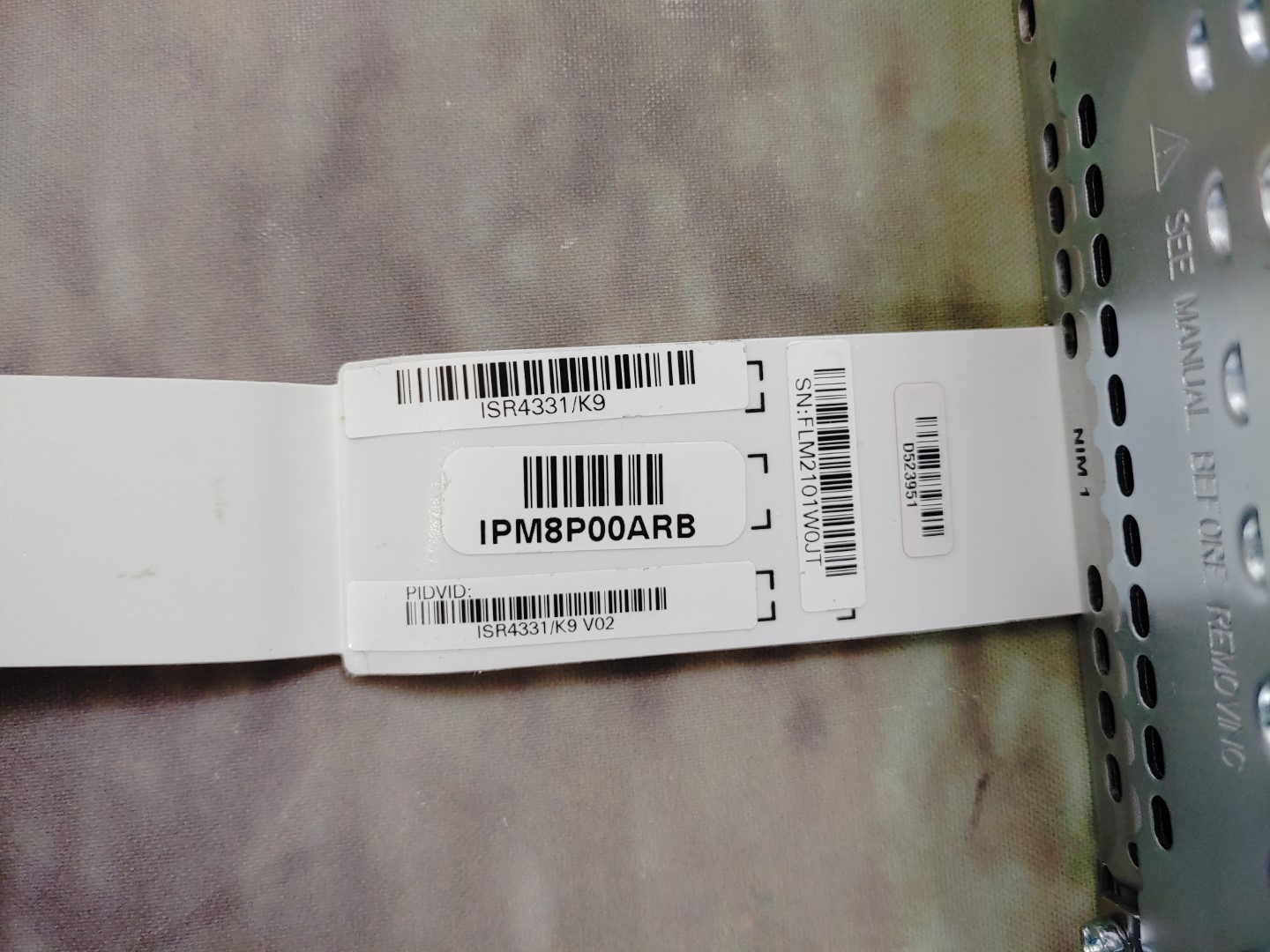 CISCO ISR4331/K9 V02 4300 Series INEGRATED Services Router - MISSING FACEPLATE - Image 9