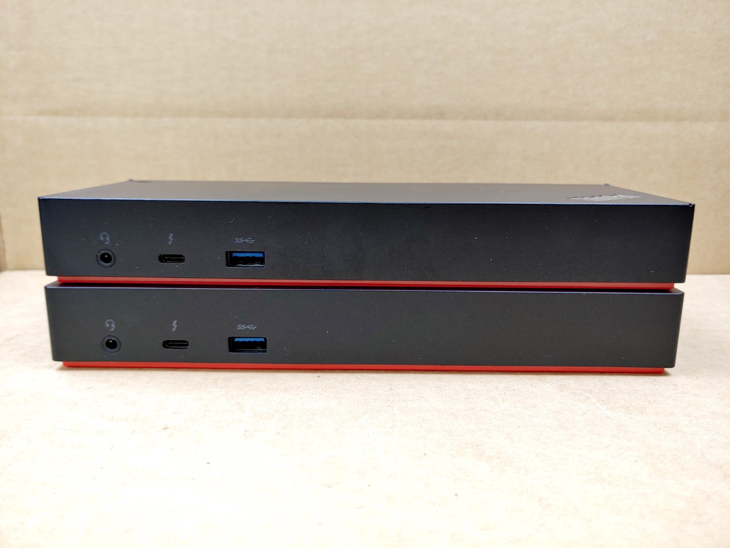 LOT of (2) Lenovo ThinkPad Thunderbolt 3 Dock ✔40AC✔SD20K40273✔ *NO A/C*