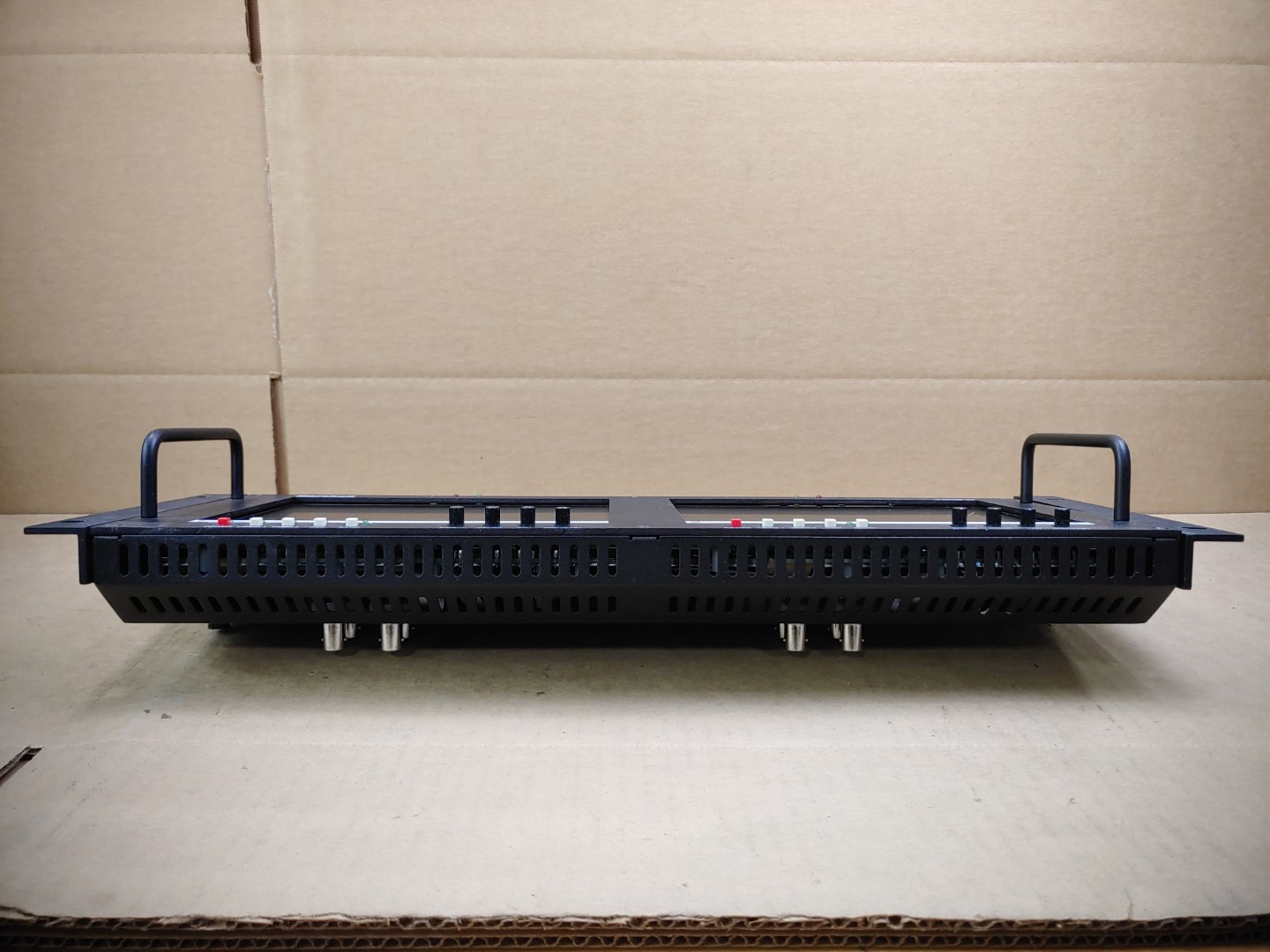 Marshall V-R82DP-2C TFT-MegaPixel Dual Screen 8.4" Rackmountable LCD Monitor ✔✔✔ - Image 5