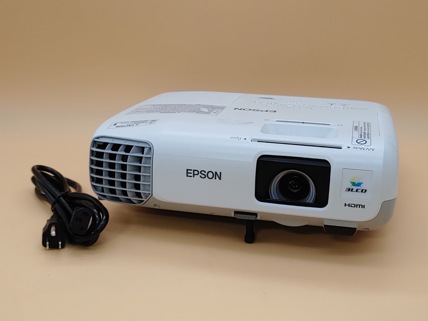 Epson PowerLite 965H H682A XGA 3LCD HDMI 3,500 ANSI Lumen Projector (2594 HOURS)