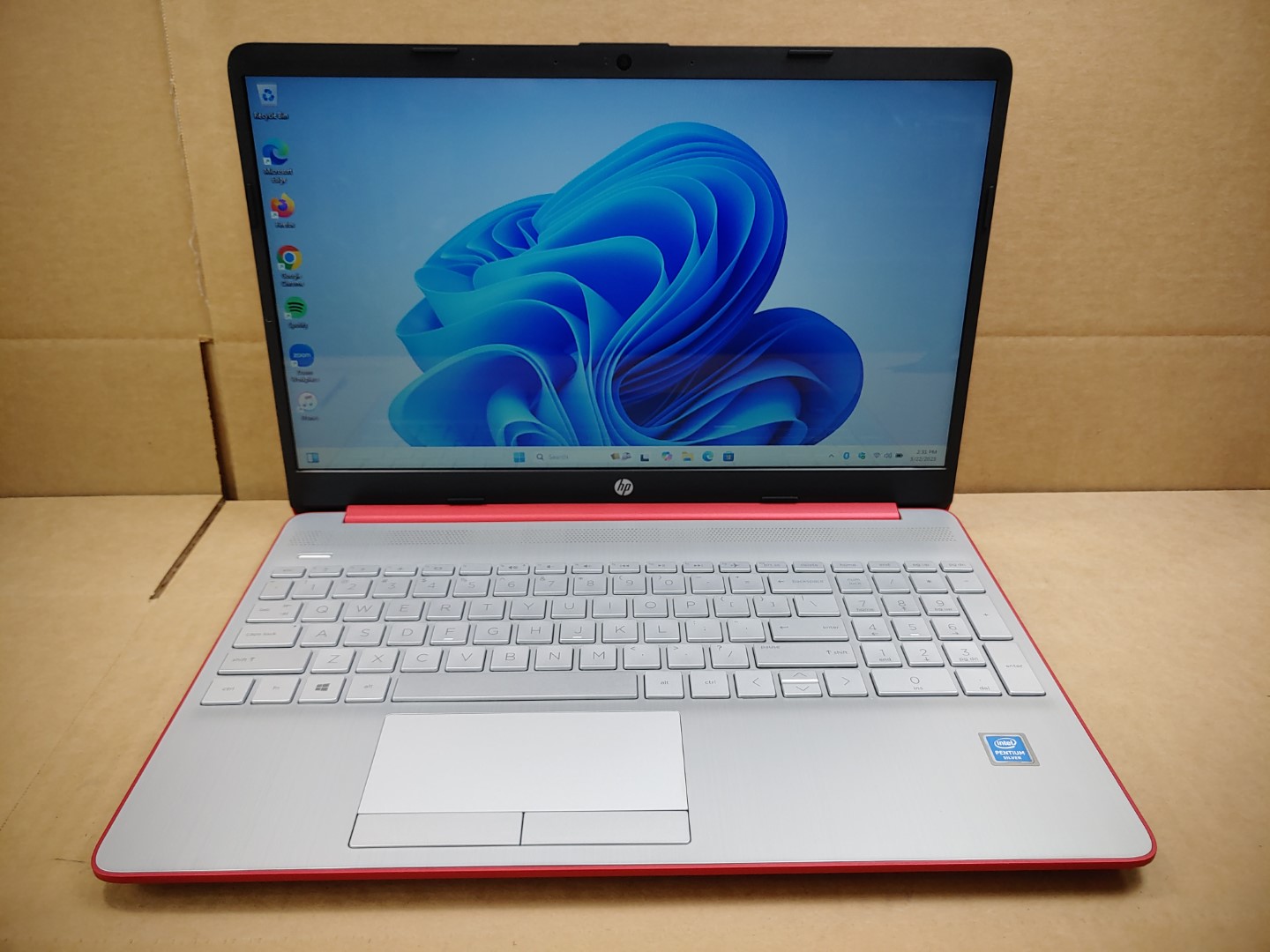 HP Notebook 15-dw0081wm 15.6" Pentium Silver N5030✔16GB✔256GB✔Win11✔ **NO A/C**
