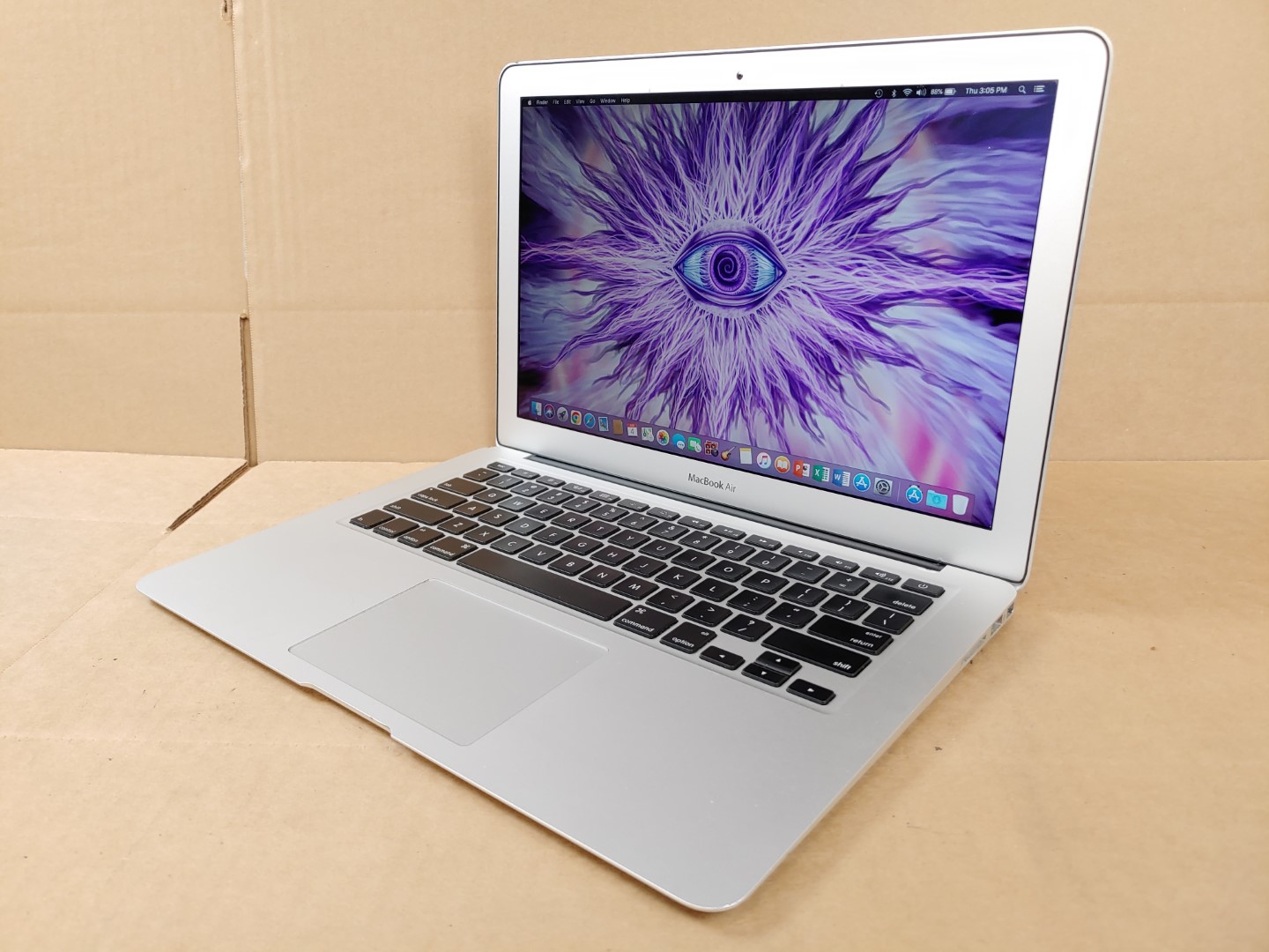 Apple 13" MacBook Air / A1369 {2011} Intel i7 1.8GHz 4GB 256GB FLASH - MD226LL/A - Image 3