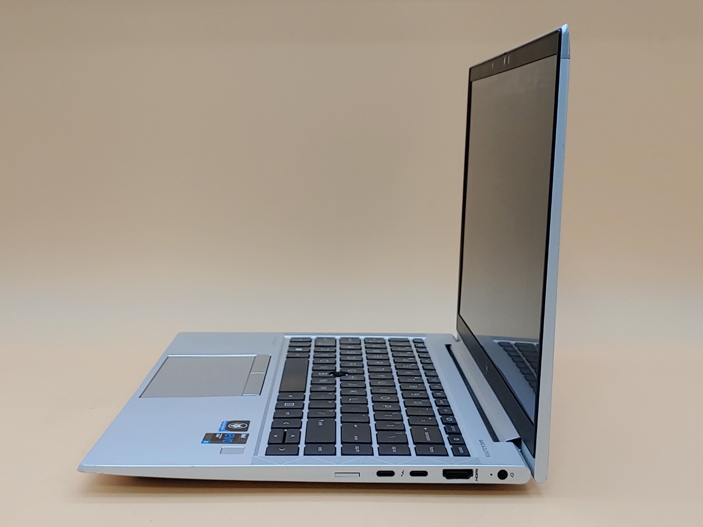 HP EliteBook 840 G8 14" Intel i7-1165G7✔8GB✔*NO SSD/NO AC* *SCREEN ISSUE* *READ* - Image 3