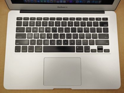 Apple MacBook Air 13" 2015 Intel i5 1.6GHz✔4GB✔256GB SSD✔Monterey✔A1466✔*NO A/C* - Image 4
