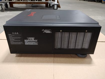 EIKI EIP-UHS100 1-Chip DLP WUXGA 8000 Lumens Large-Venue Projector 1080/1080 HRS - Image 3