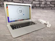 Apple MacBook Air 13" | A1369 (2011) Intel i7 1.8GHz 4GB 256GB FLASH MD226LL/A
