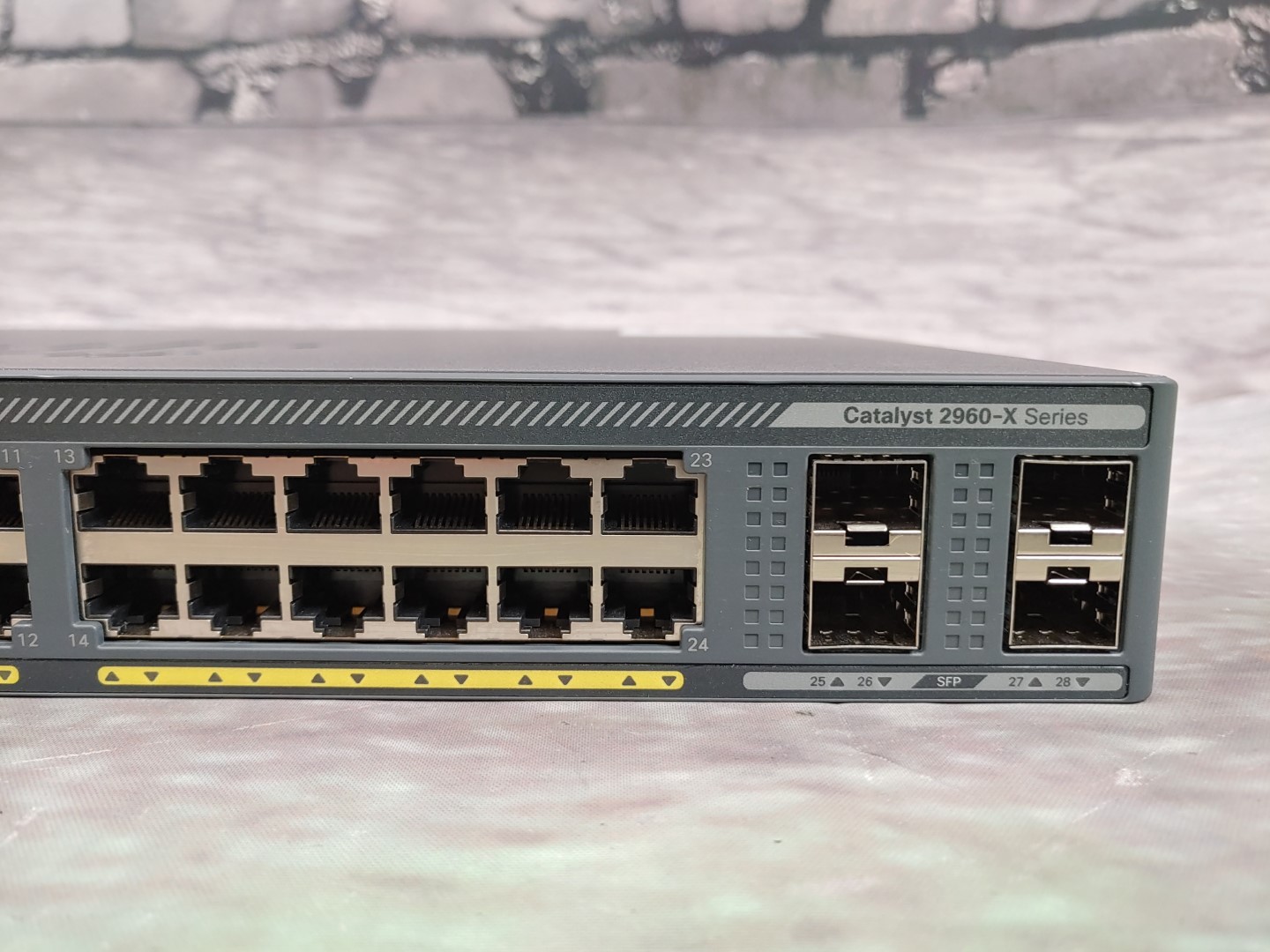 CISCO WS-C2960X-24TS-L V02 Catalyst 2960X 24-Port Switch w/ C2960X-STACK - Image 3