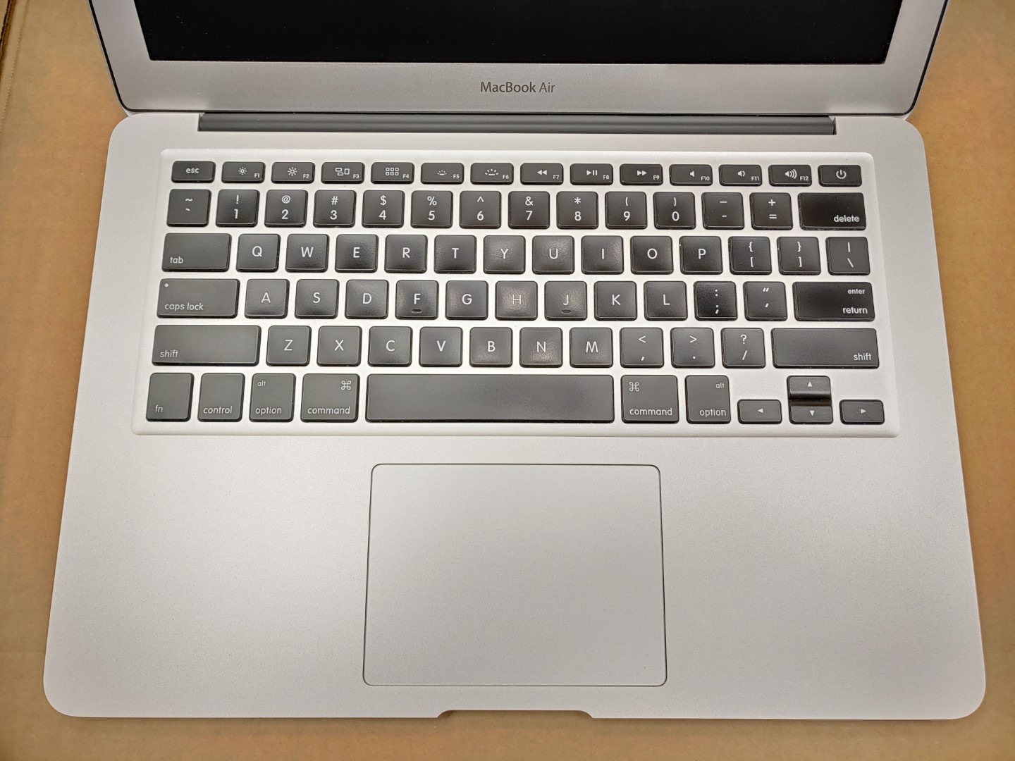 Apple MacBook Air 13" 2011 Intel i5 1.7GHz✔4GB✔256GB✔ **NO OS/NO AC** **READ** - Image 4