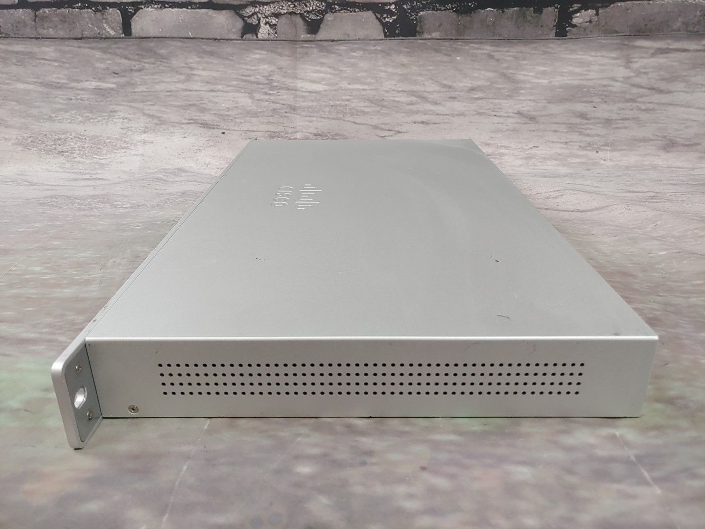 CISCO Meraki (MX84-HW) Meraki Cloud Managed Security Appliance *UNCLAIMED* - Image 8