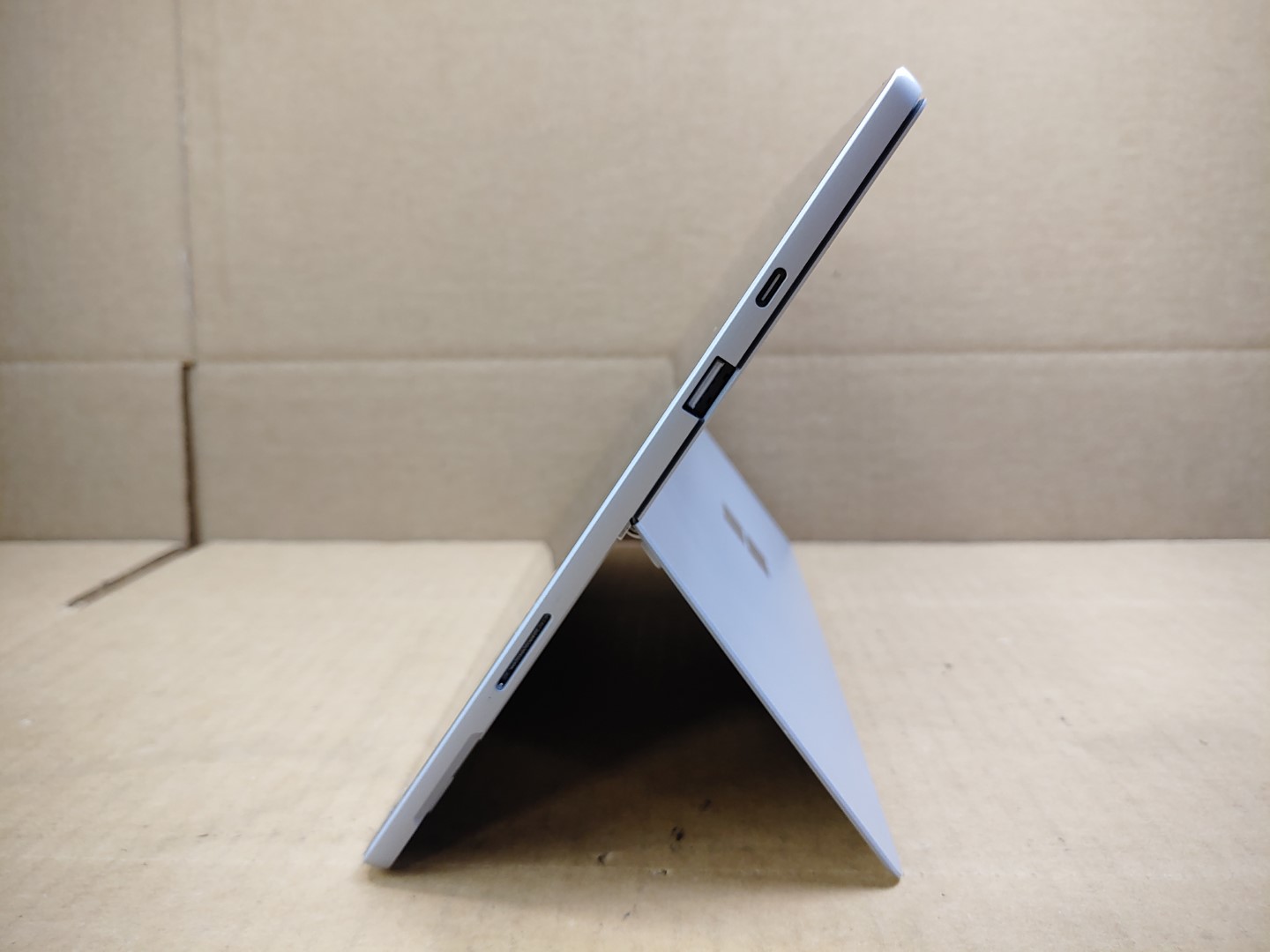 Microsoft Surface Pro 7 12.3" i5-1035G4✔8GB✔128GB✔Win11✔**NO AC**CRACKED GLASS** - Image 3