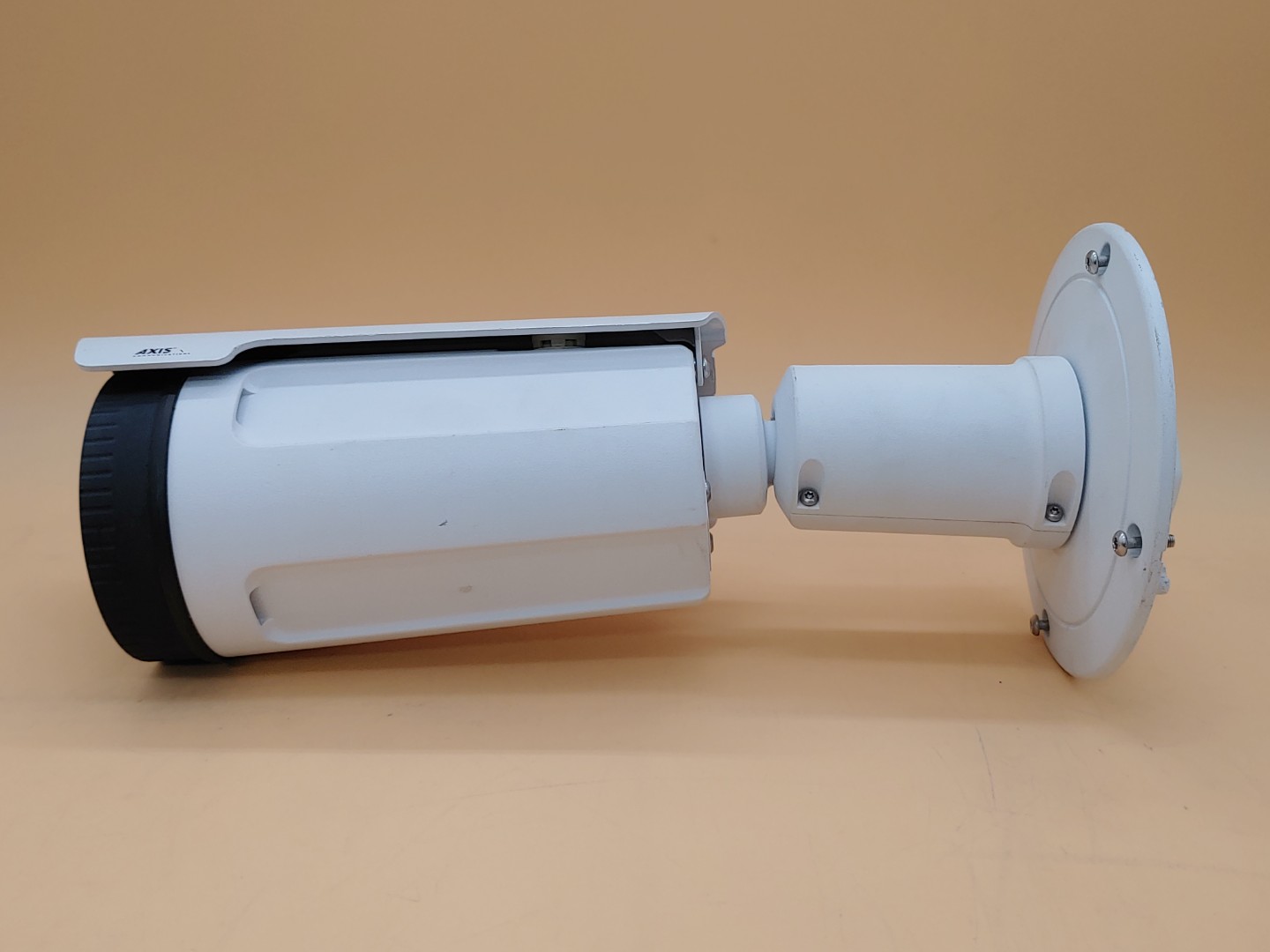 Axis Q1765-LE Outdoor HD 18x Zoom Network Bullet Camera (0509-001-04) - Image 4