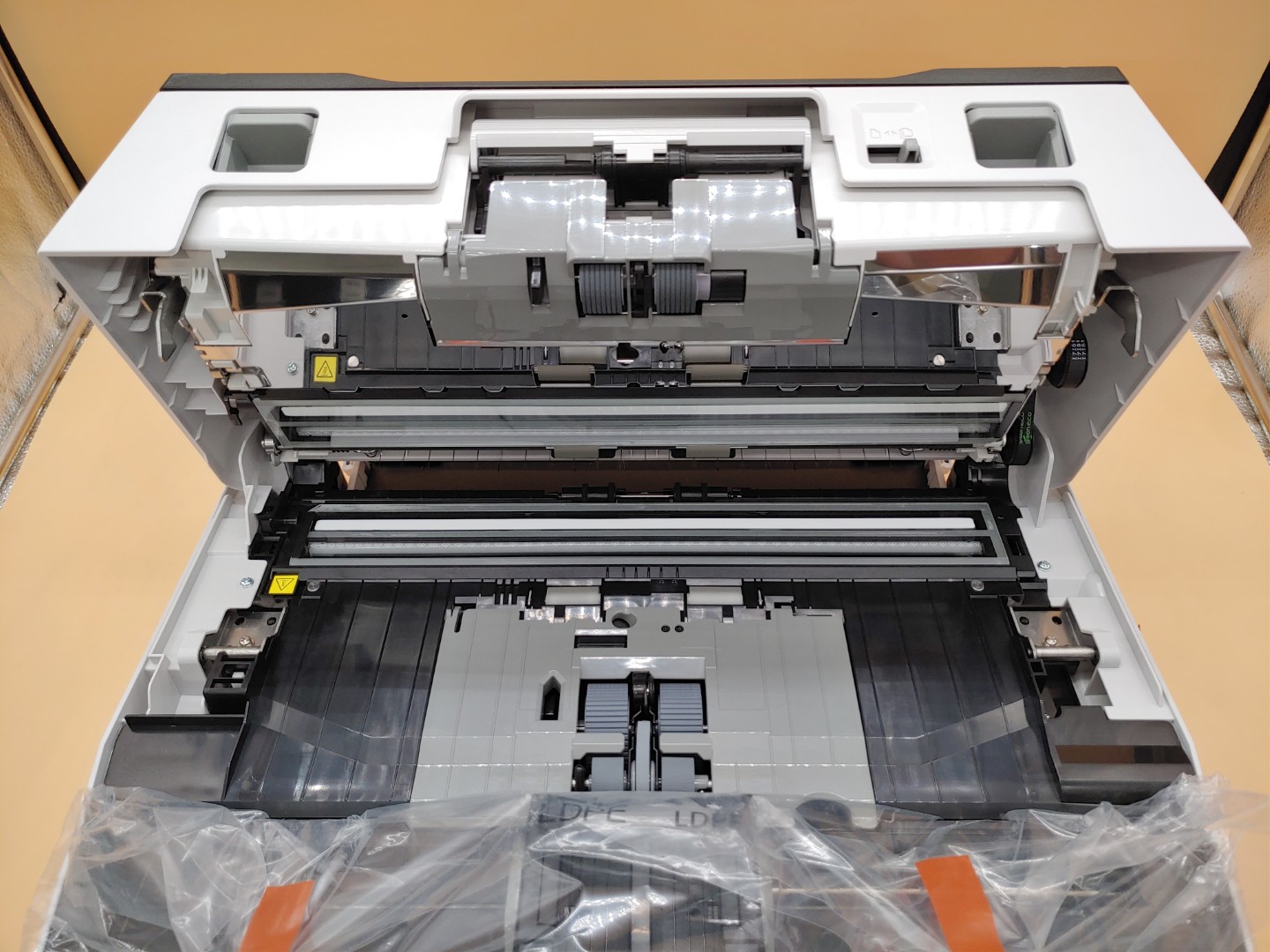 Fujitsu fi-7600 Duplex ADF Sheetfed Document Scanner (Scan Count:0) *NO A/C* - Image 7